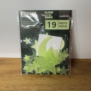 Crelando Glow in the Dark Wall Decals